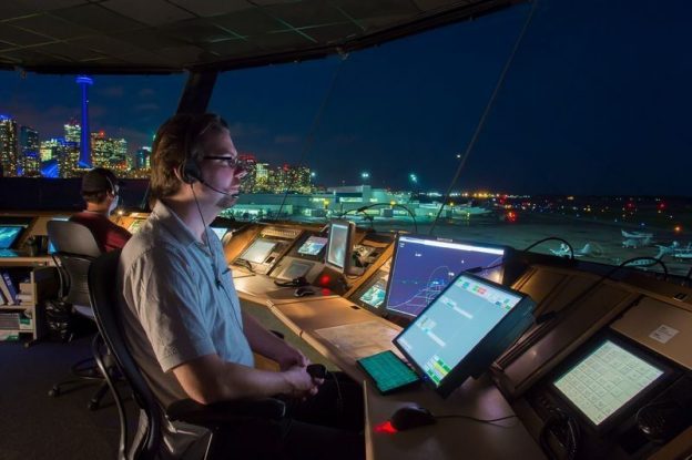 Start a Career as an Air Traffic Controller 2