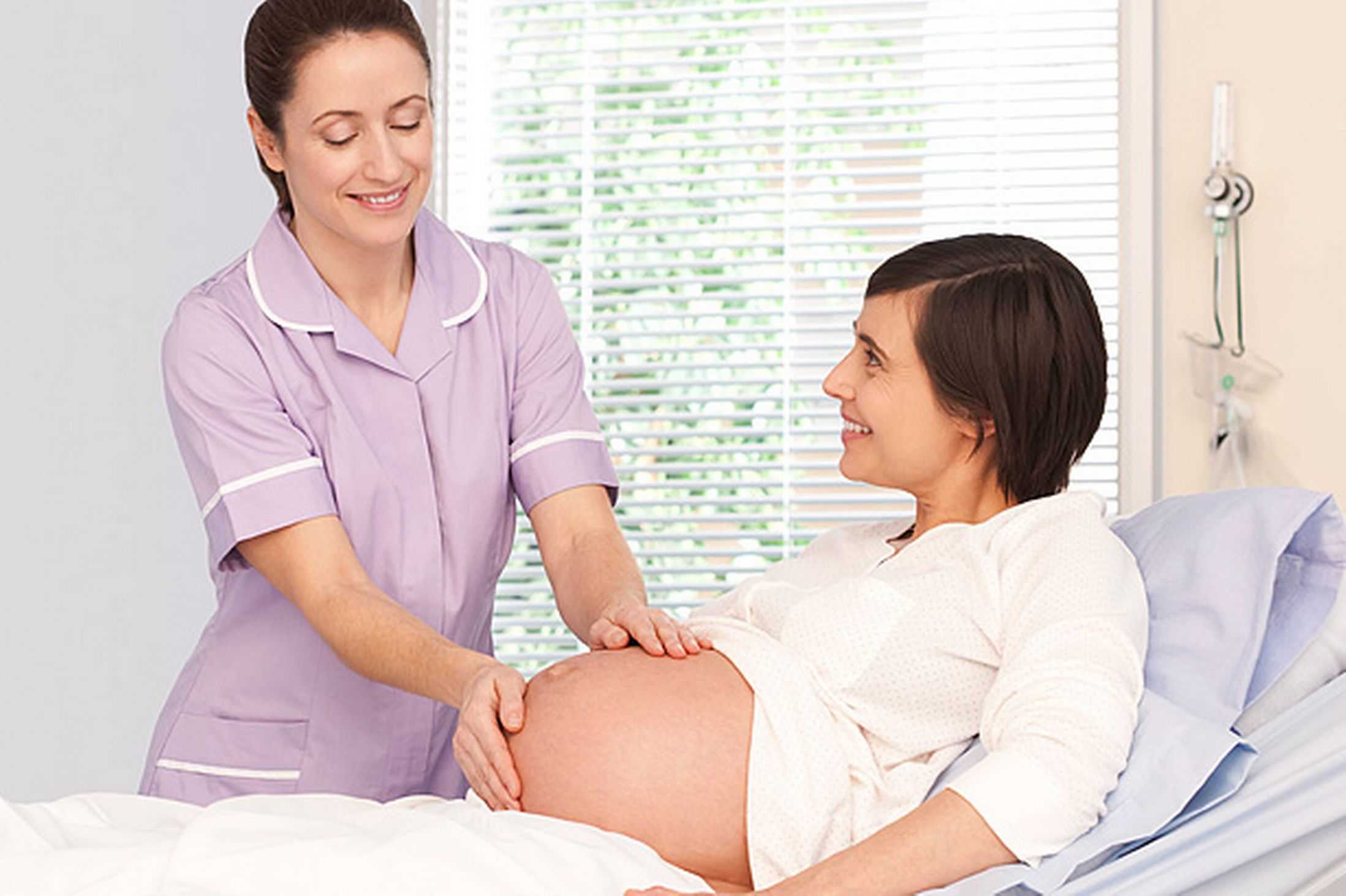 Midwife Essential Info: How to Start a Career 1