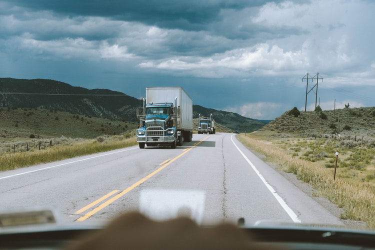 How to Find Local Truck Driving Jobs